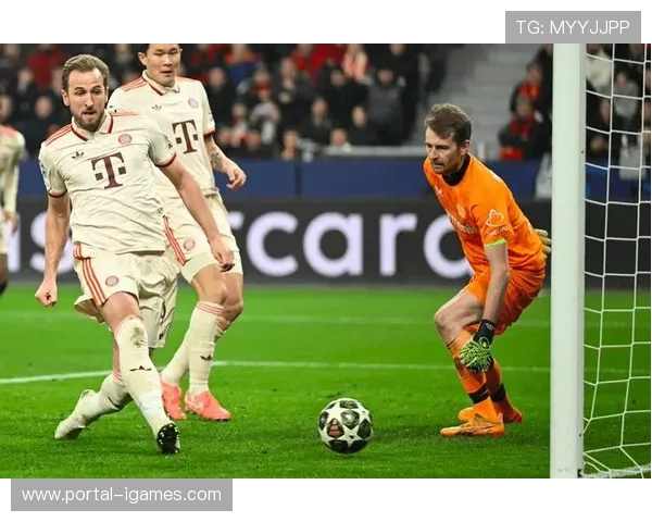 勒沃库森角球战术奏效，希克头球破门扩大比分